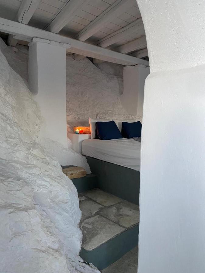 Windhouses Serifos Exterior photo